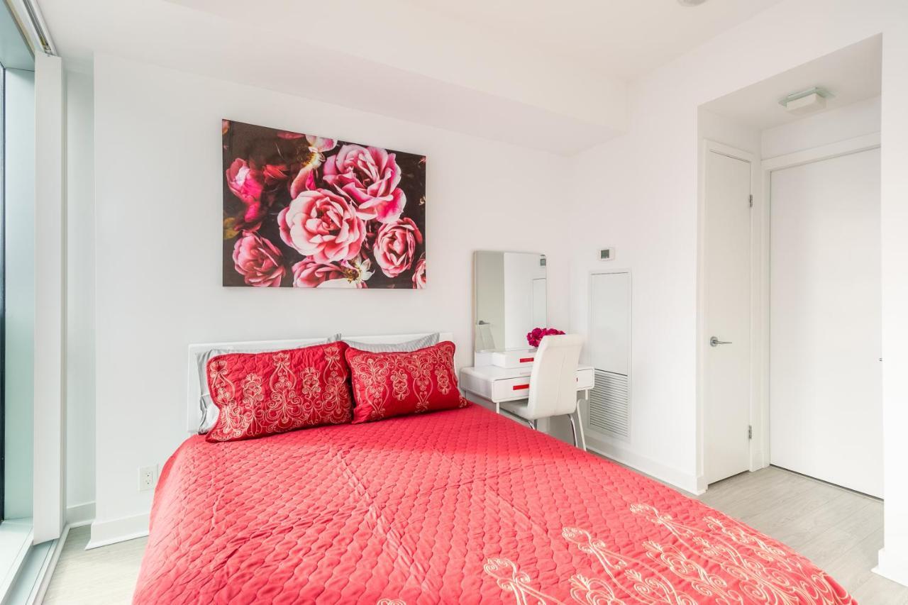 Marvelous Apartments In The Heart Of Торонто Екстер'єр фото