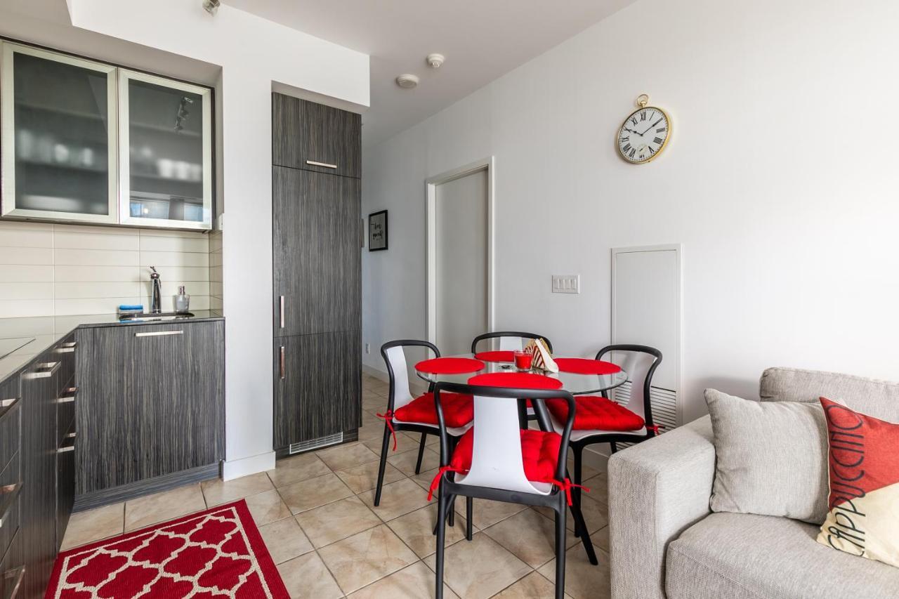 Marvelous Apartments In The Heart Of Торонто Екстер'єр фото
