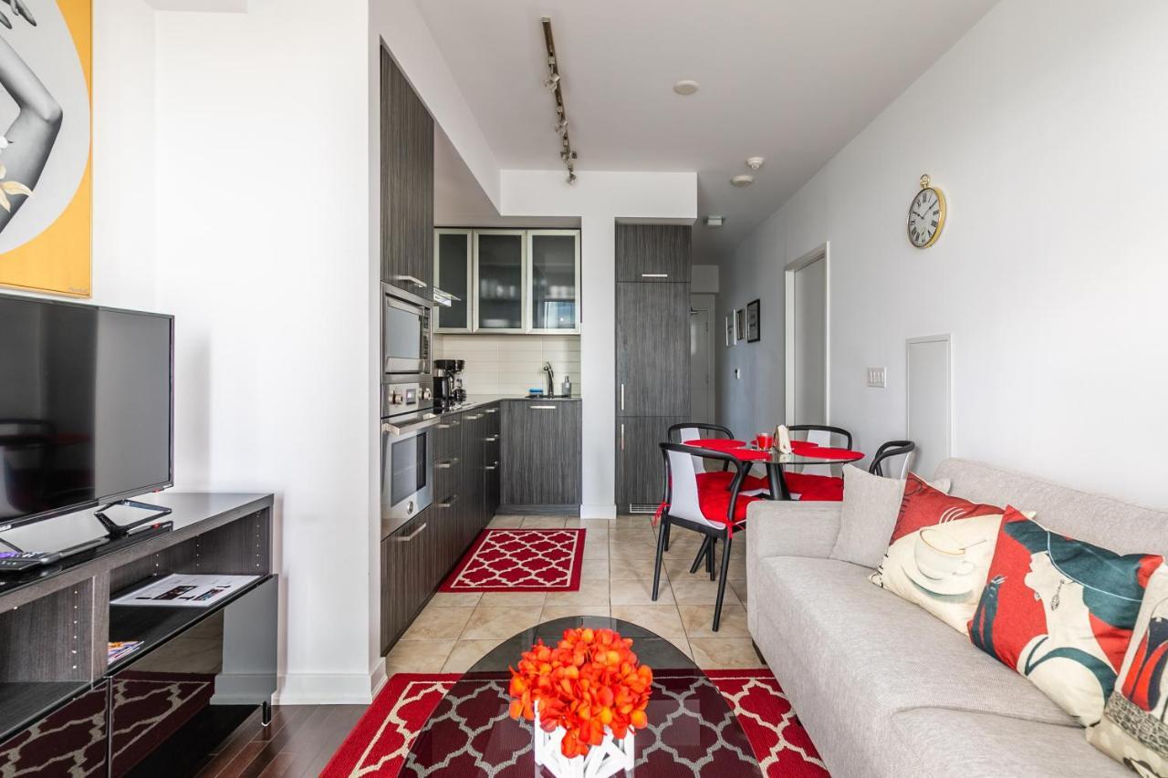 Marvelous Apartments In The Heart Of Торонто Екстер'єр фото