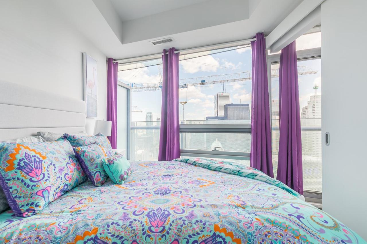 Marvelous Apartments In The Heart Of Торонто Екстер'єр фото